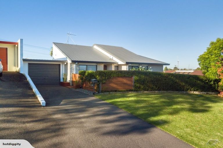 Photo of property in 9 Jefferson Place, Brookfield, Tauranga, 3110