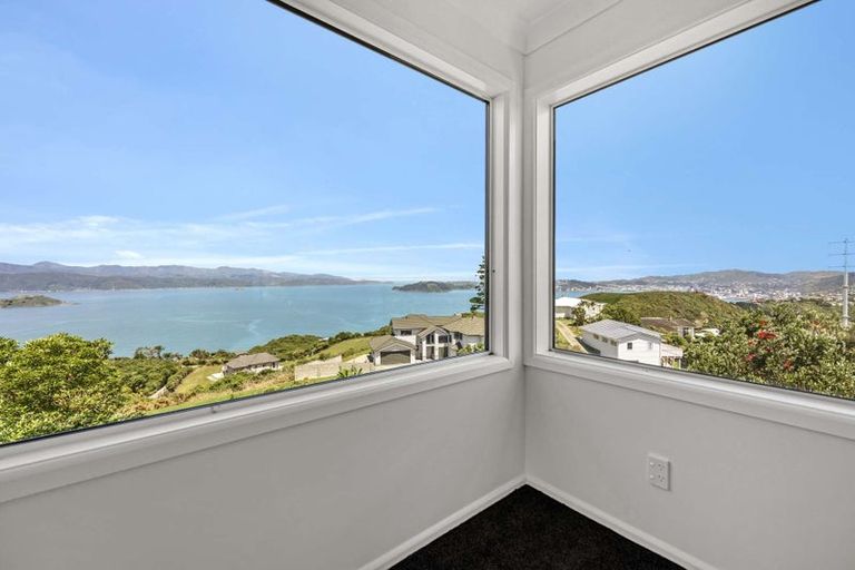 Photo of property in 109 Black Rock Road, Newlands, Wellington, 6037