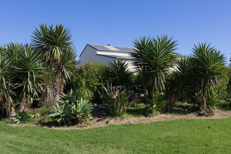 Photo of property in 350 Owhiwa Road, Parua Bay, Onerahi, 0192