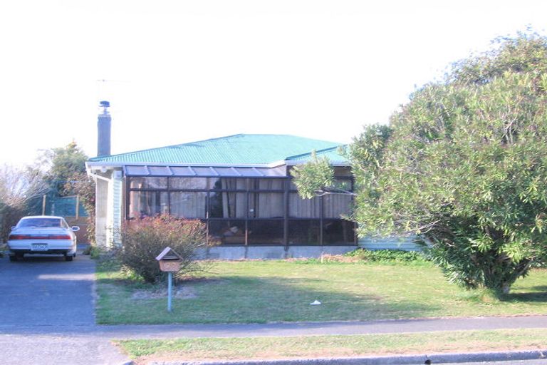 Photo of property in 20 Scully Crescent, Onekawa, Napier, 4110