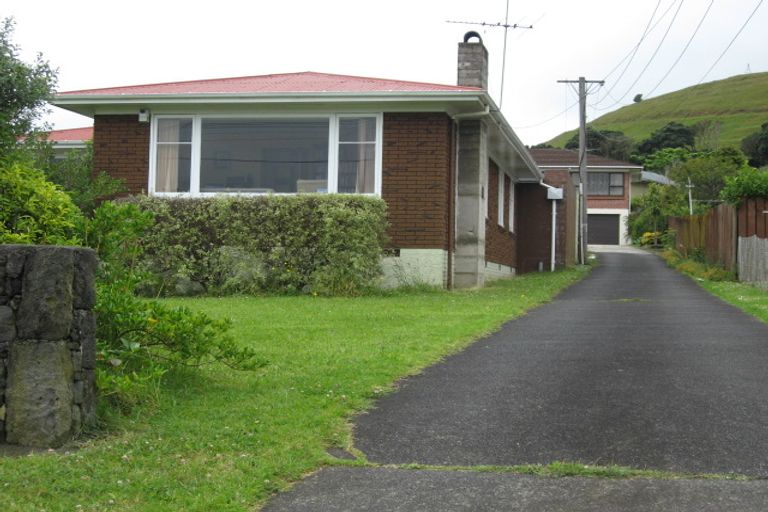 Photo of property in 121 Wallace Road, Mangere Bridge, Auckland, 2022