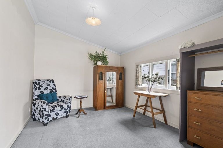 Photo of property in 34 Bruce Street, Hunterville, 4730