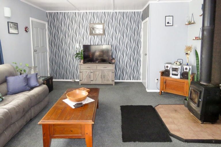 Photo of property in 23 Victory Street, Reefton, 7830
