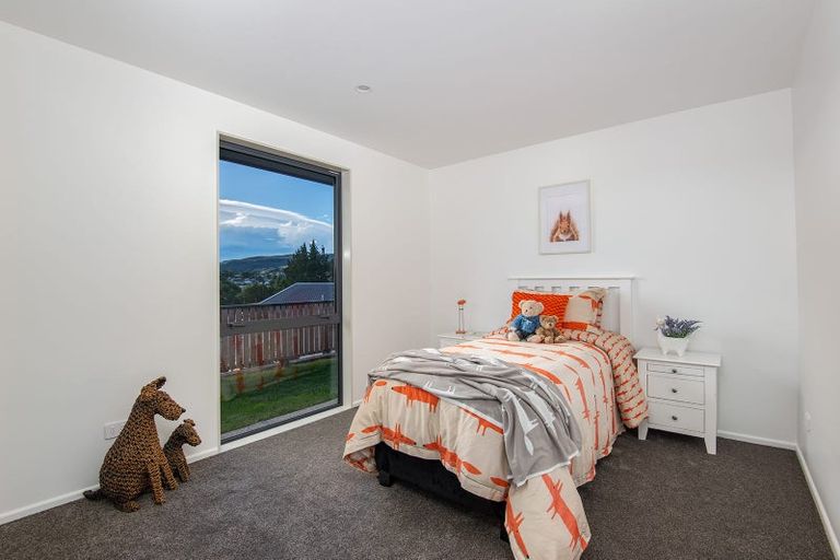 Photo of property in 5 Ella Lane, Green Island, Dunedin, 9018