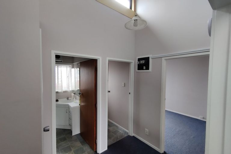 Photo of property in 2/3366 Great North Road, Glen Eden, Auckland, 0602