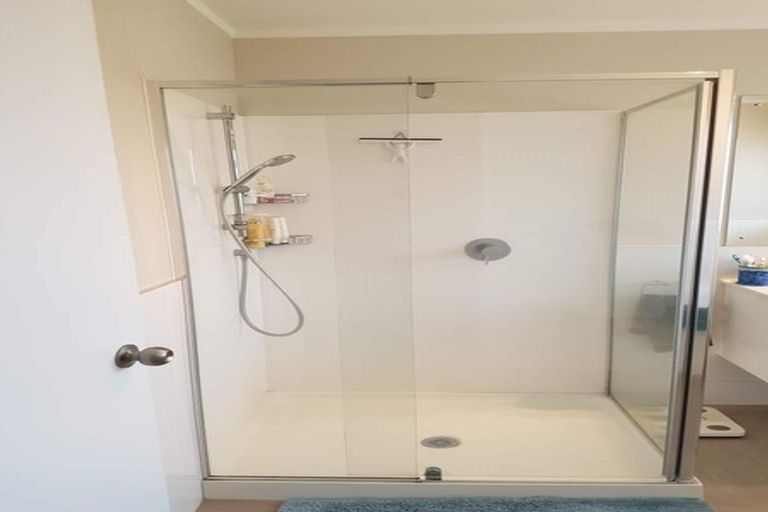 Photo of property in 2/46 Willis Road, Papakura, 2110