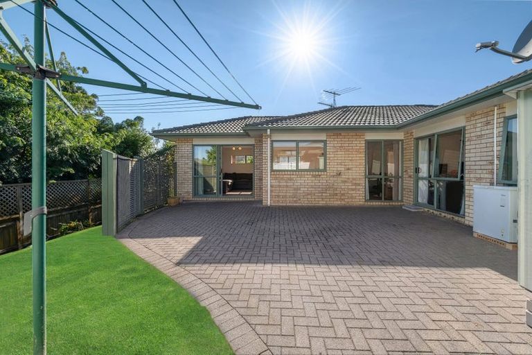 Photo of property in 16 Castlehill Court, Wattle Downs, Auckland, 2103