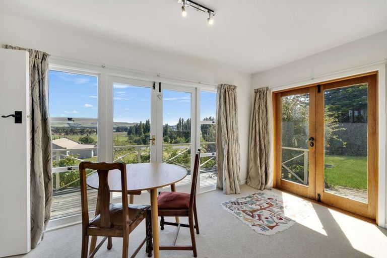 Photo of property in 17 Oxford Street, Waikari, 7420