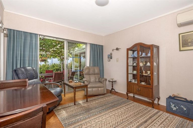 Photo of property in 31 Seddon Crescent, Whataupoko, Gisborne, 4010