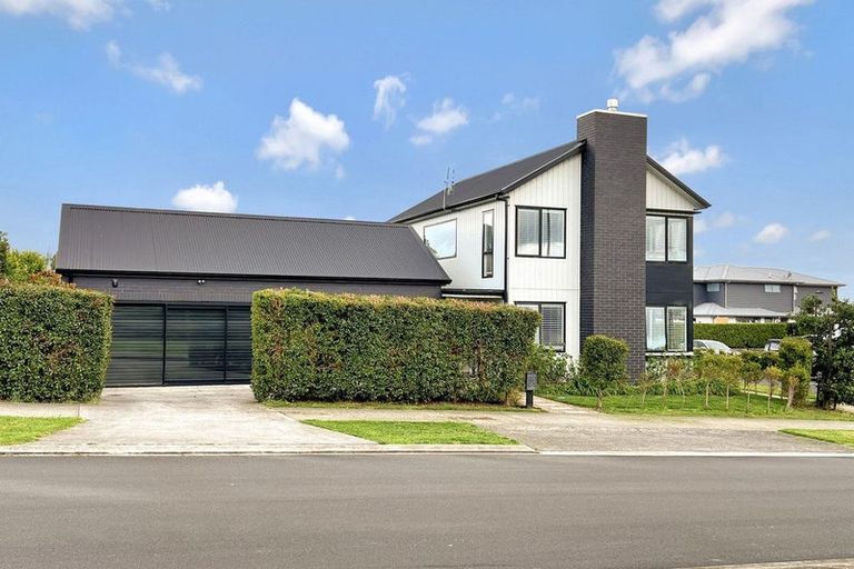 Photo of property in 3 Podgora Avenue, Kumeu, 0810