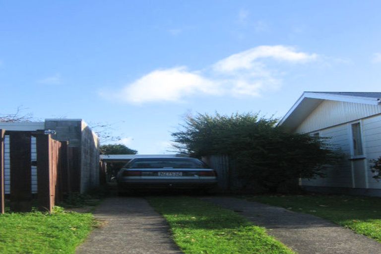 Photo of property in 60 Stillwater Place, Westbrook, Palmerston North, 4412