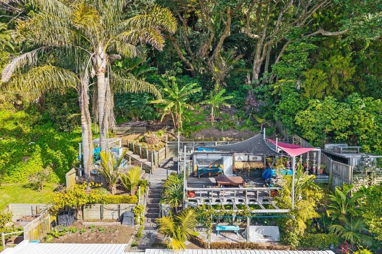 Photo of property in 102 Pohutukawa Avenue, Ohope, 3121