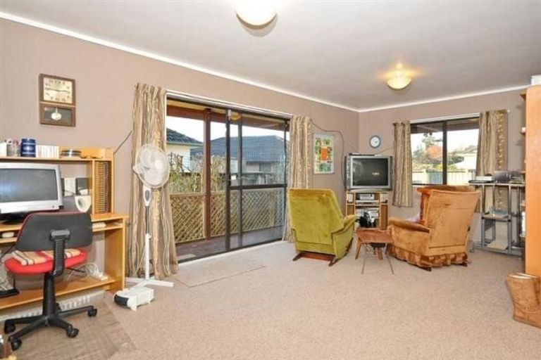 Photo of property in 18a Douglas Crescent, Fairfield, Hamilton, 3214