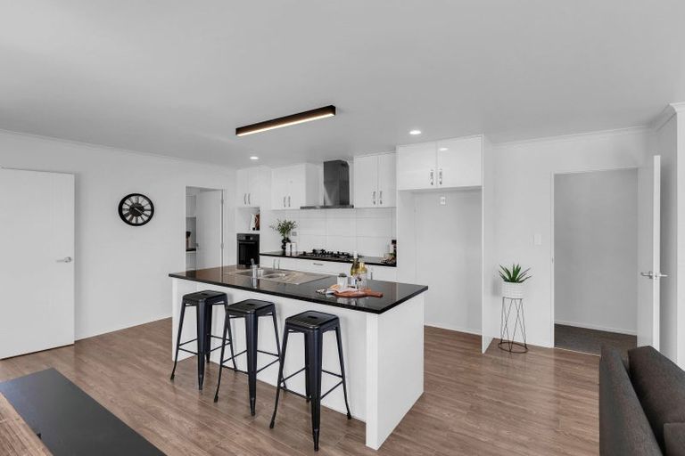 Photo of property in 15 Chalgrove Road, Huntington, Hamilton, 3210