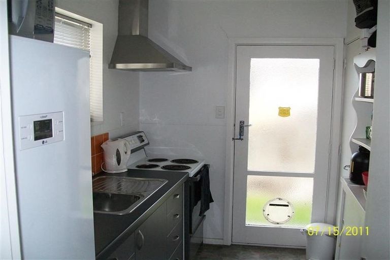 Photo of property in 1/52 North Avon Road, Richmond, Christchurch, 8013