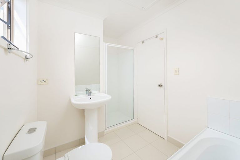 Photo of property in 1/51 Henderson Valley Road, Henderson, Auckland, 0612