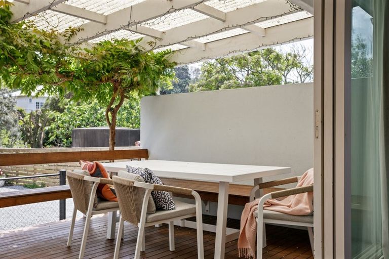 Photo of property in 28a Moana Road, Okitu, Gisborne, 4010