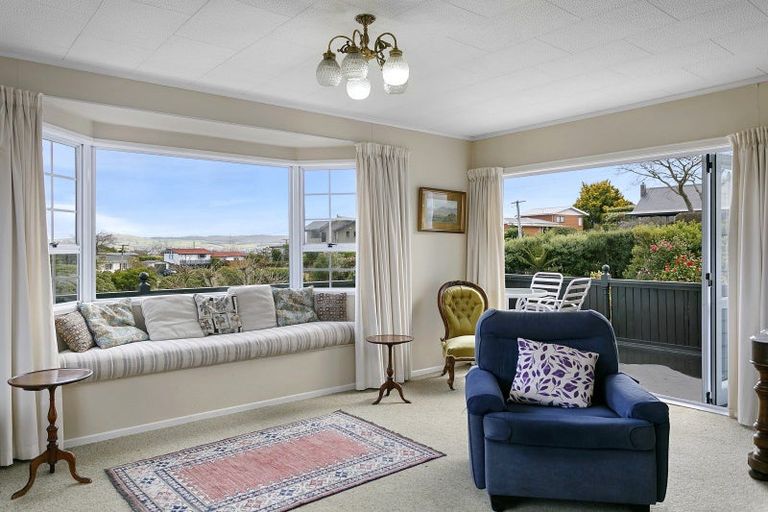 Photo of property in 7 Titoki Avenue, Waipahihi, Taupo, 3330