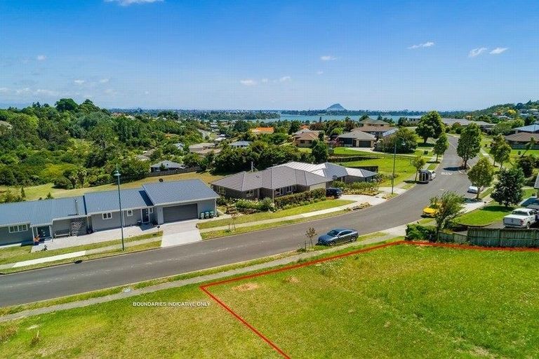 Photo of property in 73 Oteki Park Drive, Welcome Bay, Tauranga, 3112