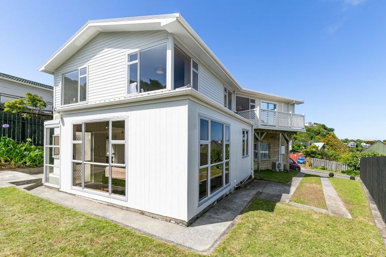 Photo of property in 3 Rydal Place, Southgate, Wellington, 6023