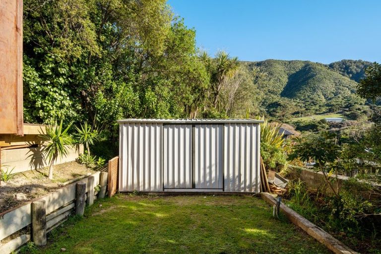 Photo of property in 7 Webster Place, Picton, 7220