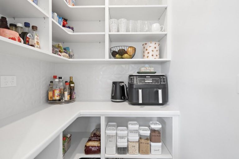 Photo of property in 205 Adler Drive, Ohauiti, Tauranga, 3112