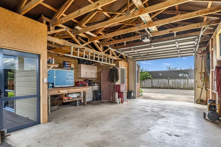 Photo of property in 11 Seascape Avenue, Whitianga, 3510