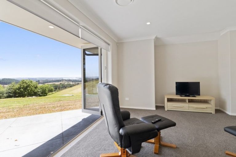 Photo of property in 202b Thompsons Track, Aongatete, 3178