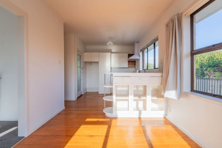 Photo of property in 5 Heath Street, St Andrews, Hamilton, 3200