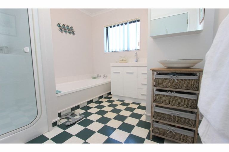 Photo of property in 42 Kowhai Drive, Renwick, 7204