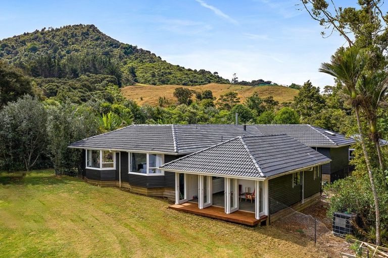 Photo of property in 9 Kaponga Lane, Kaipara Flats, Warkworth, 0981