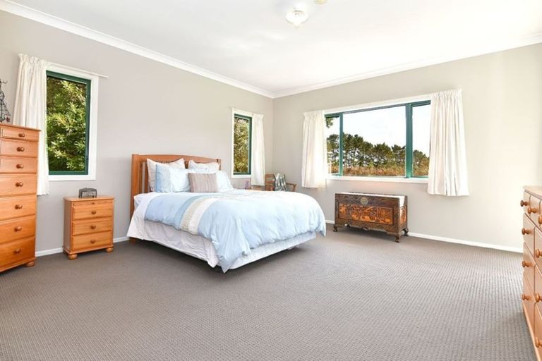 Photo of property in 1211 State Highway 16, Waimauku, 0883