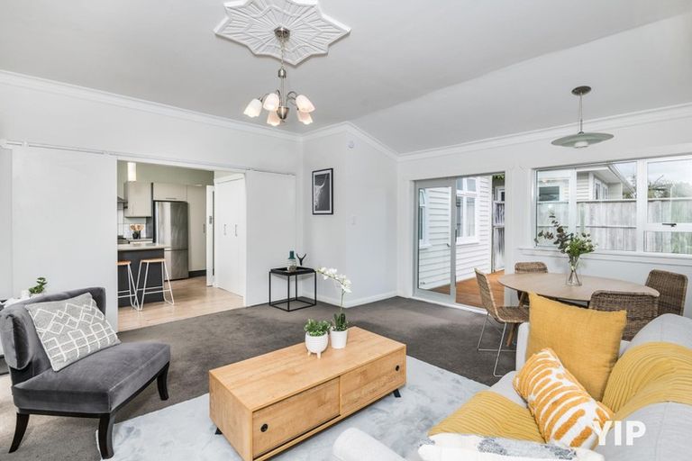 Photo of property in 21 Handyside Street, Tawa, Wellington, 5028