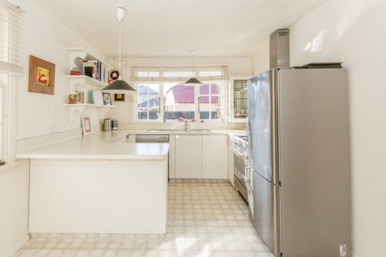 Photo of property in 1/414 Memorial Avenue, Burnside, Christchurch, 8053