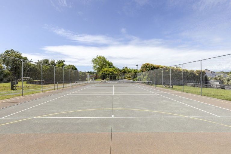 Photo of property in 1179 Devon Road, Bell Block, New Plymouth, 4373