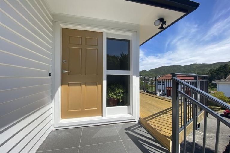 Photo of property in 34 Percy Dyett Drive, Karori, Wellington, 6012