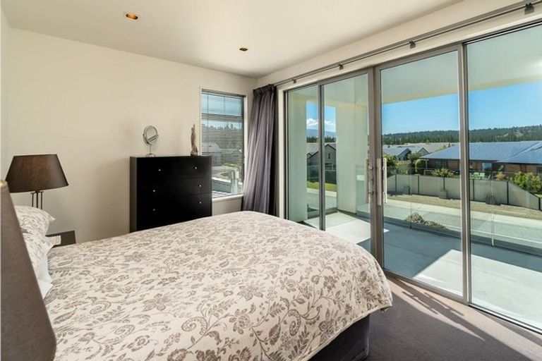 Photo of property in 4 Henderson Drive, Alexandra, 9320