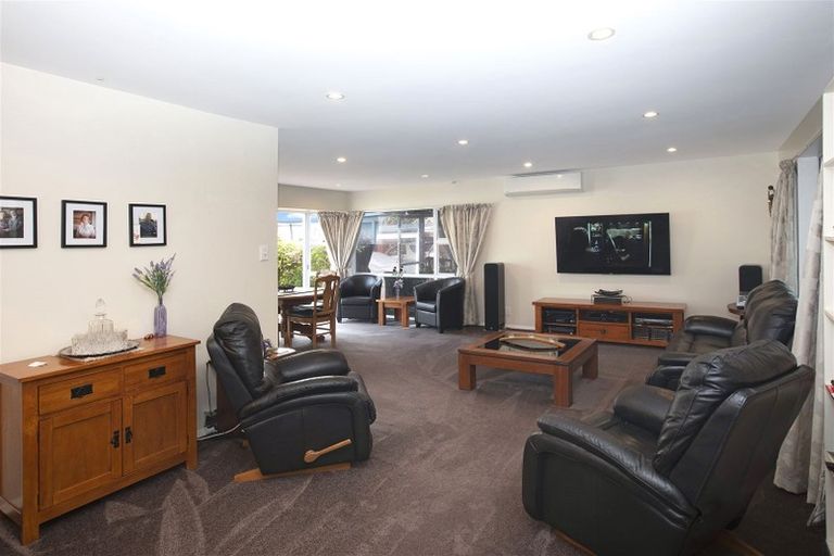 Photo of property in 38 Waiau Street, Cracroft, Christchurch, 8025