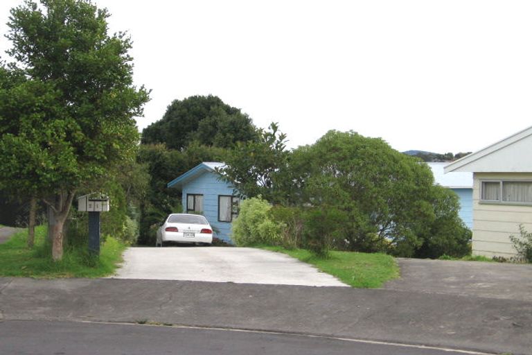 Photo of property in 21 Flaunty Place, West Harbour, Auckland, 0618