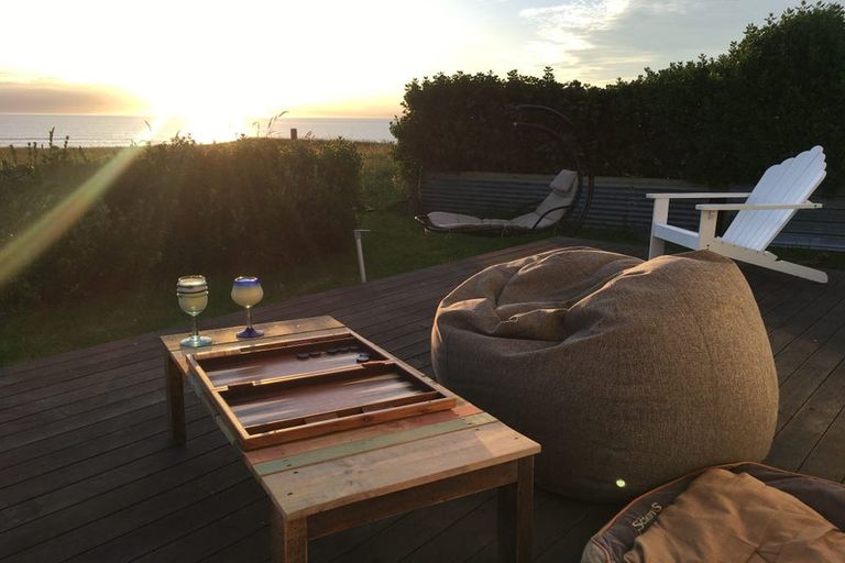 Photo of property in 17 Hickey Place, Opunake, 4616