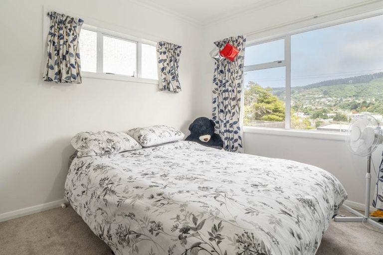 Photo of property in 26 Duncan Street, Tawa, Wellington, 5028