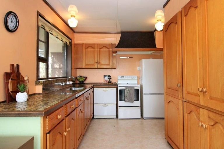 Photo of property in 58 Gladstone Road North, Mosgiel, 9024