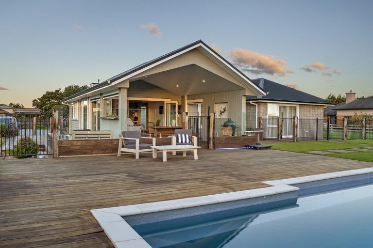 Photo of property in 35 Twin Oak Avenue, Papamoa Beach, Papamoa, 3118