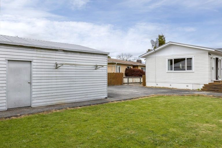 Photo of property in 50 Taupo View Road, Taupo, 3330