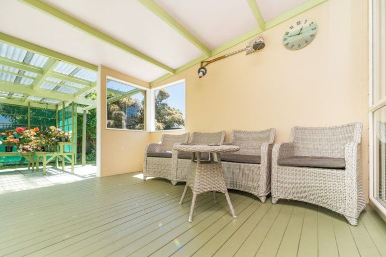 Photo of property in 12a Carthew Street, Feilding, 4702