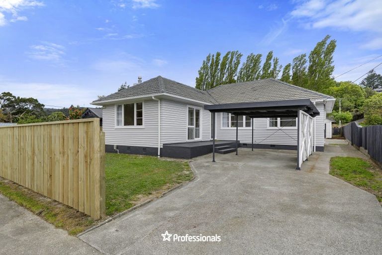 Photo of property in 179 Stokes Valley Road, Stokes Valley, Lower Hutt, 5019