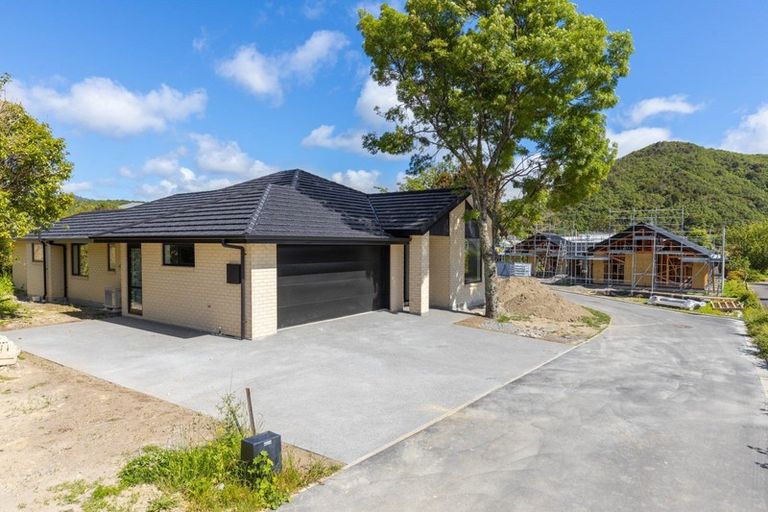 Photo of property in 213a Waikawa Road, Waikawa, Picton, 7220