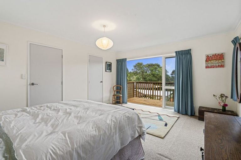 Photo of property in 1082 Sandspit Road, Sandspit, Warkworth, 0982