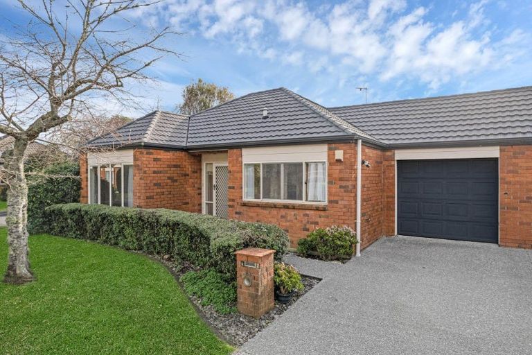 Photo of property in 16 Drummond Drive, Ranui, Auckland, 0612