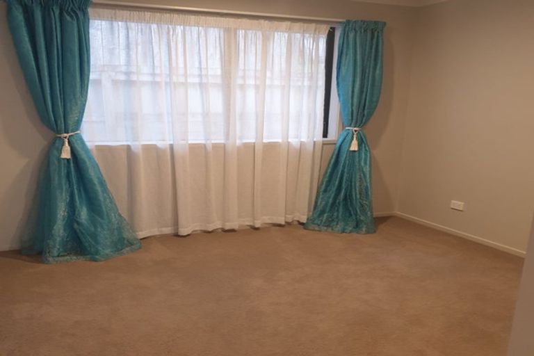 Photo of property in 12a Bilkey Avenue, Pukekohe, 2120
